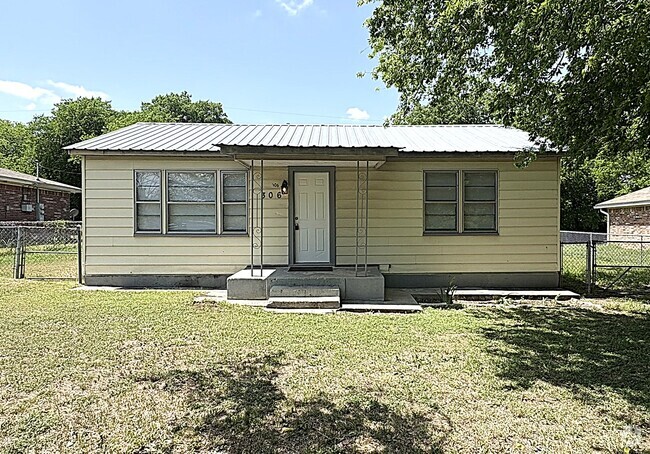 Building Photo - 306 N Ann Blvd Rental