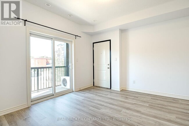 Photo - 164 Heiman St