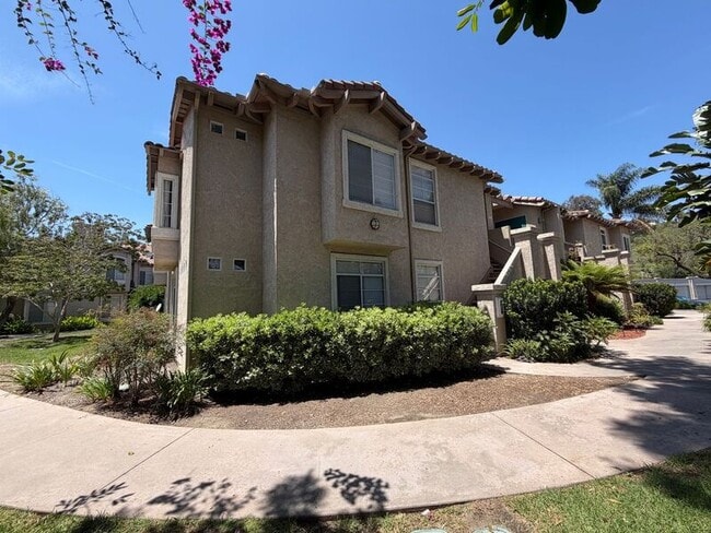 Building Photo - 3416 Cameo Dr