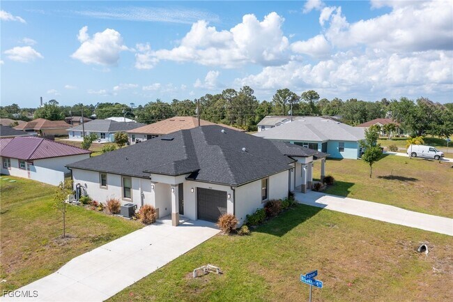Photo - 809 Agnes Ave