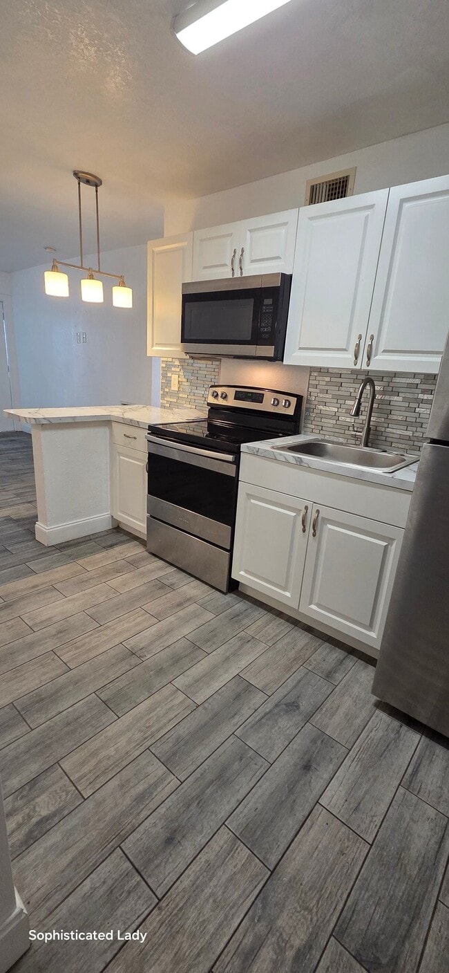 Photo - 633 11th St Unit 633 11th st 1