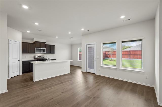 Photo - 2428 Montgomery St