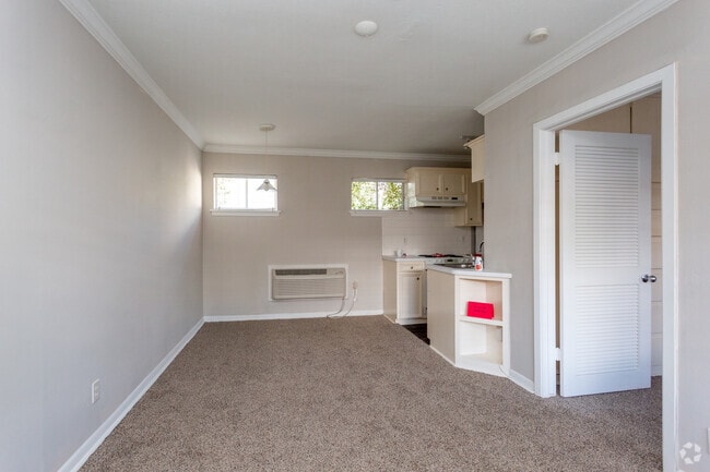 Living Area - 3620 Garrott