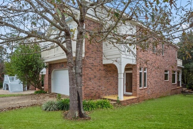 Photo - 7516 Pinehurst Ct