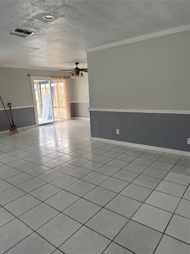 Photo - 814 Washington St