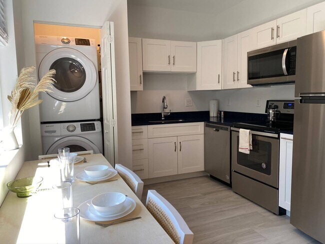 427 NW 34th St
