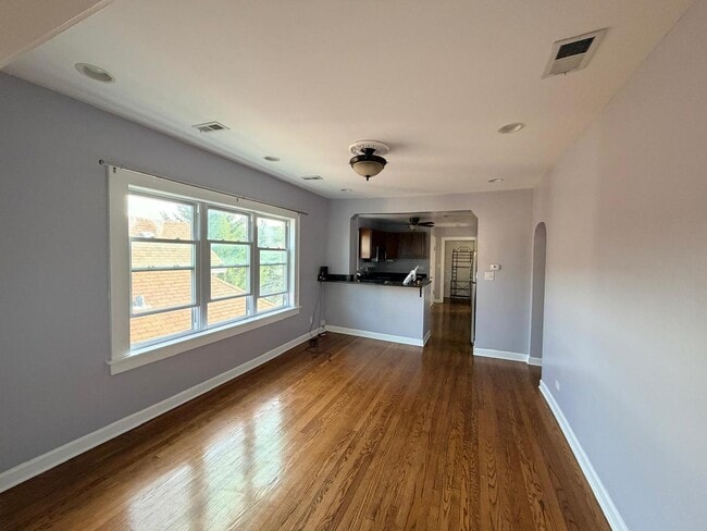 Photo - 5540 N Luna Ave Unit 2