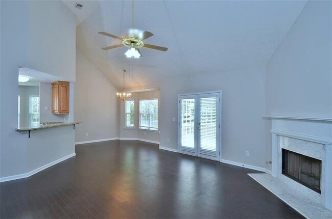 Photo - 2865 Cressington Bend NW