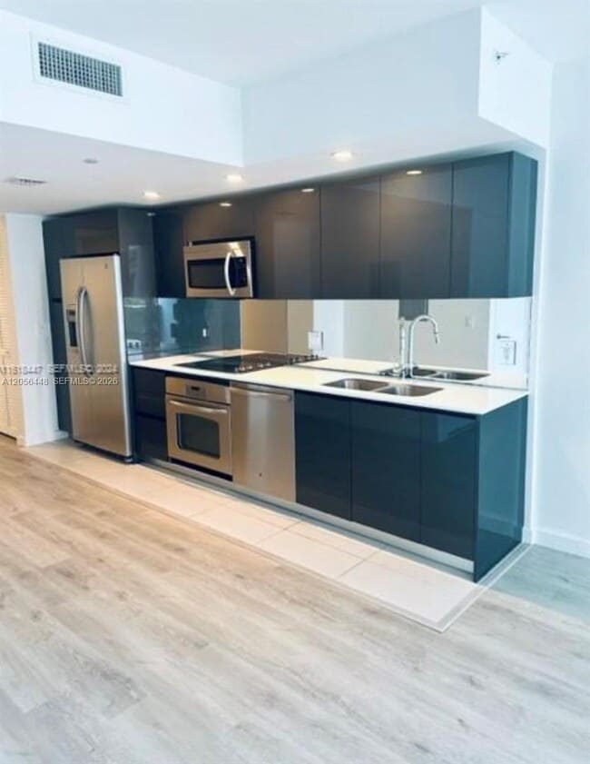 Photo - 31 SE 6th St Unidad 1503