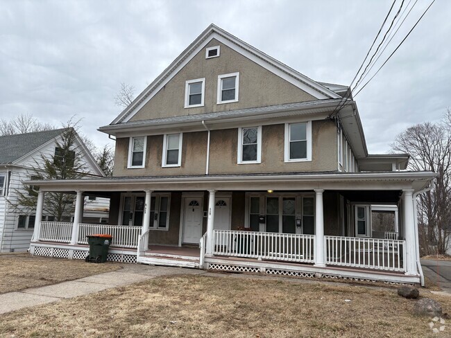 Building Photo - 558 E Main St Unit 2E Rental