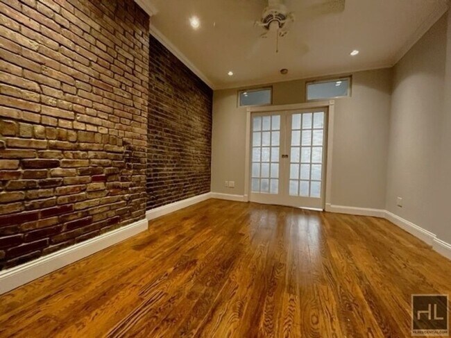 Photo - 2ND AVE. Unit 7