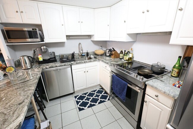 Photo - 45 Longwood Ave Unit 506