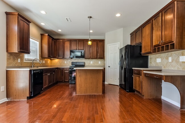 Photo - 183 Killington Dr