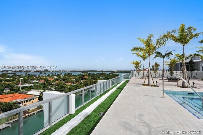 Photo - 9940 W Bay Harbor Dr Unit 4E-N