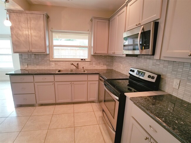 Photo - 7211 Wind Dale St