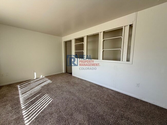 Photo - 504 Toledo St