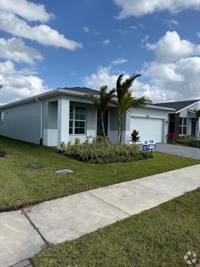 Building Photo - 13509 SW Bally Dr Rental