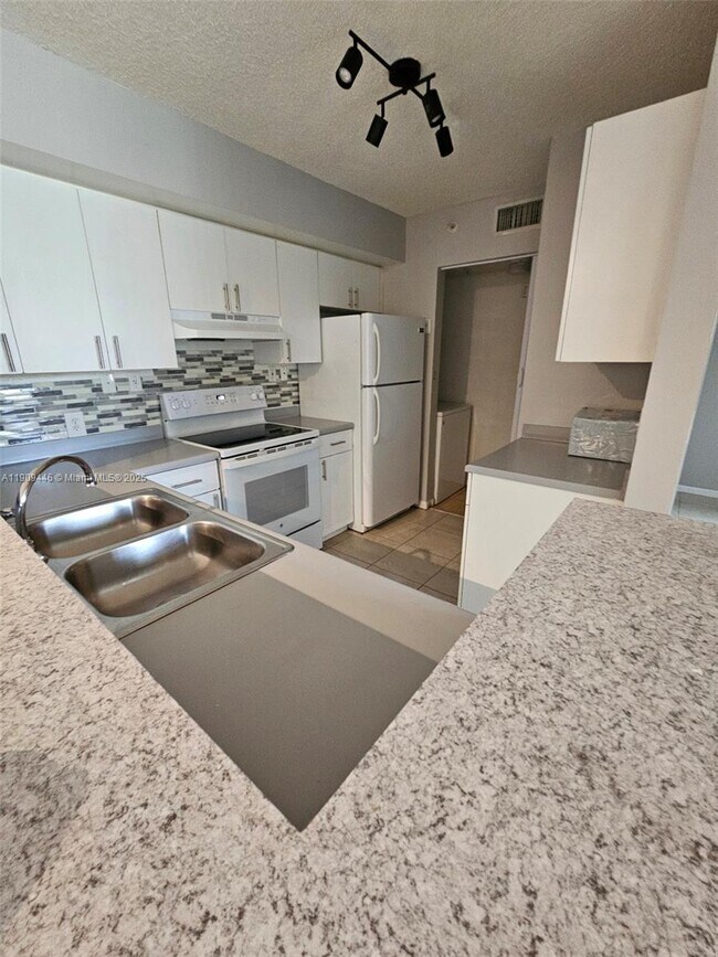 Photo - 7872 Sonoma Springs Cir Unit 105