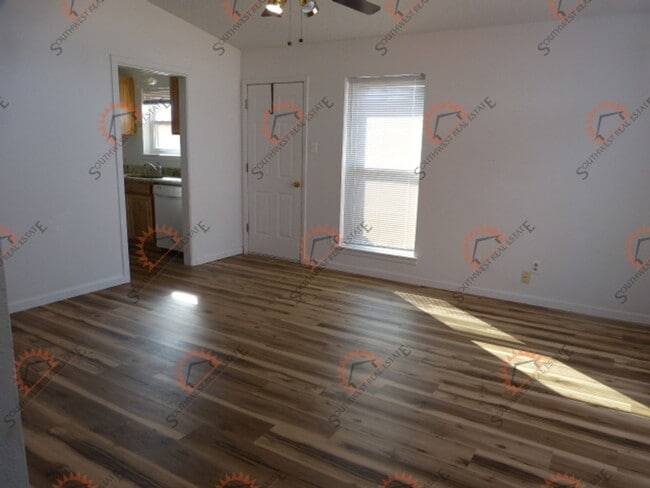 Photo - 1209 Cameo St Unidad A