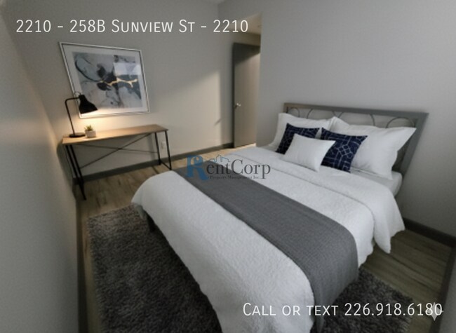 Photo - 258B-258B Sunview St