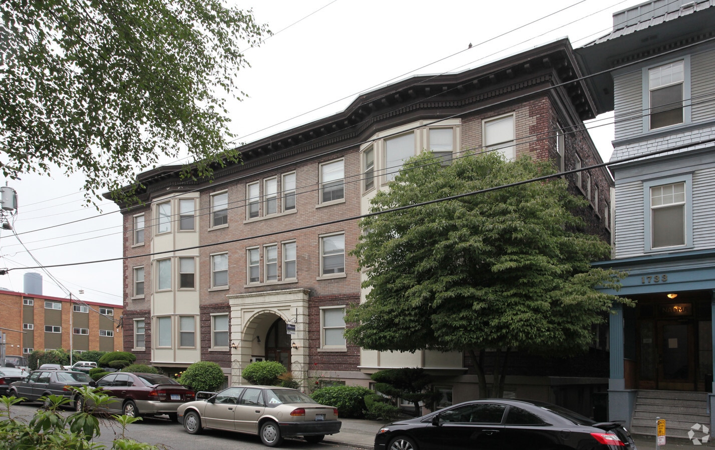 Rialto Court Apartments - Rialto Court Apartments