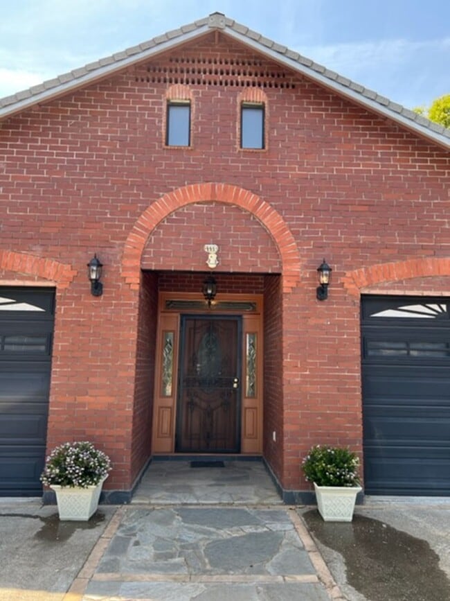 Photo - Available Now! Beautiful Single Story home in Carmichael.