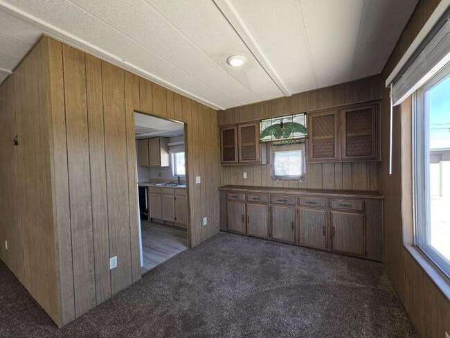 Photo - 1175 E Ames Ave