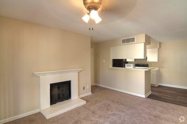 Building Photo - 12905 Woodforest Blvd Unit 404 Rental