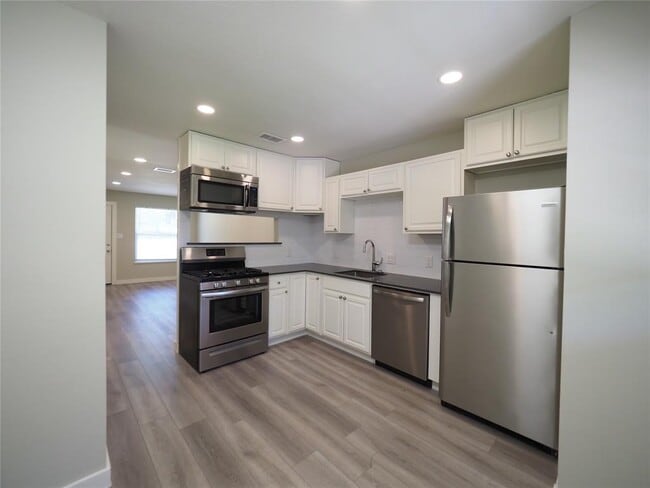 Photo - 4711 Bull Creek Rd