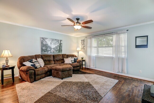 Photo - Spacious 3-BR 2-BA Split Level in Ideally Located Close in Rockville!!