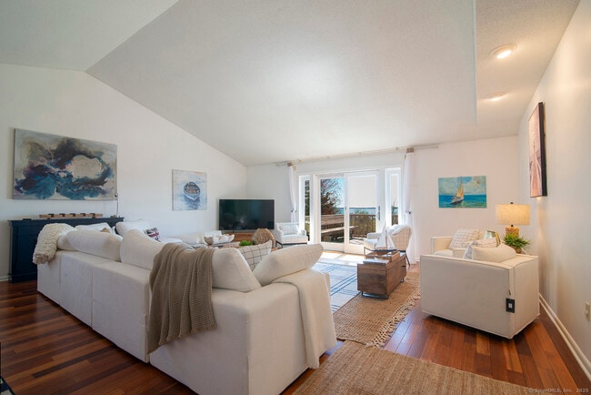 Photo - 782 Groton Long Point Rd