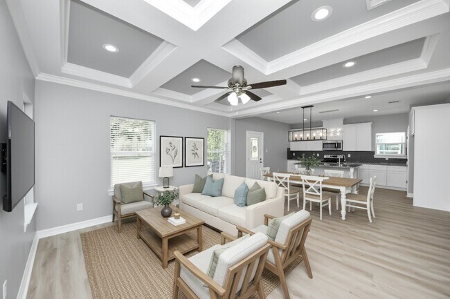 Photo - 406 N 4th St