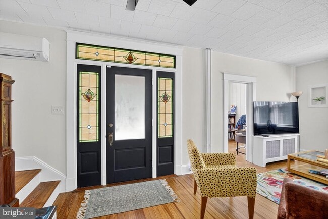 Photo - 4512 White Ave