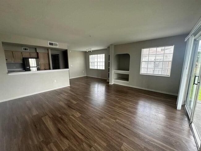 Photo - 13929 Fairway Island Dr Unit 821