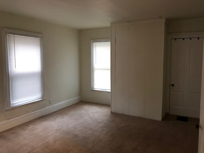 Photo - 516 E Chestnut St Unit 2