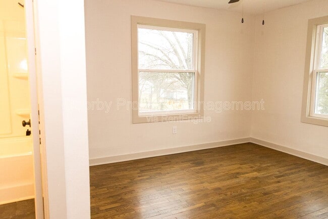 Photo - 804 Grandview Ave