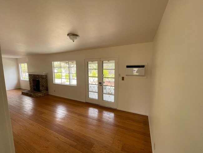 Photo - 3 Bed 2 Bath Single Family Home In Danville