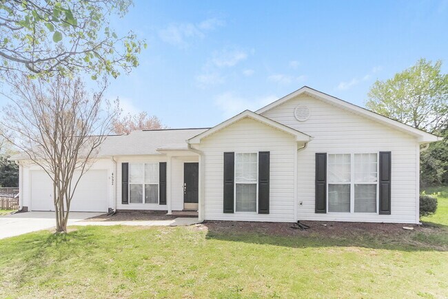 Photo - 4592 Lands End Ct SW