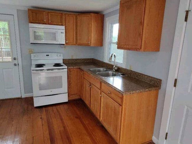 Photo - 114 Residence Dr
