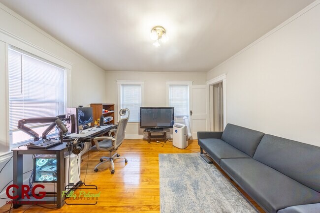 Building Photo - 99 Glenville Ave Unit 3