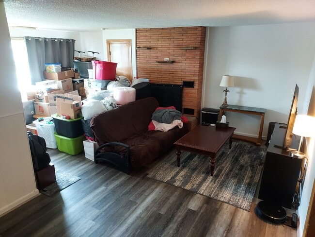 Very large living/dining room. - 1145 Cleveland Dr Unit Lower Apartment - 1st Flr