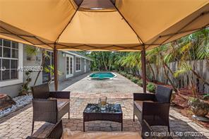 Photo - 1084 Raintree Ln