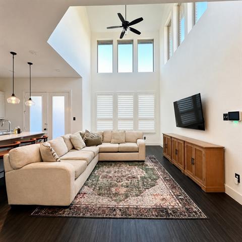 Photo - 1131 Queensdown Wy