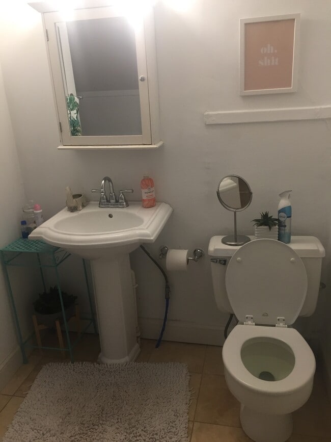 Photo - Updated 1 Bed/1 Bath - Great Location - T/... Unidad 5