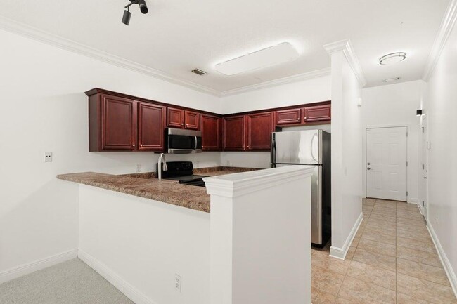 2168 Hadleigh Hills Ct