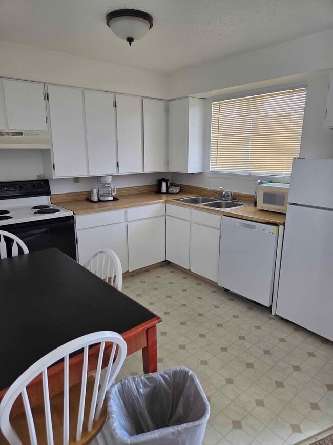 Photo - 1209 Country Ln Unit 338