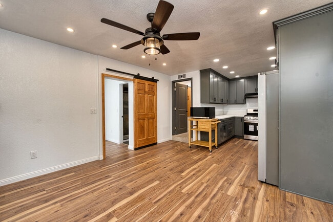 Photo - 2116 Bernina Dr