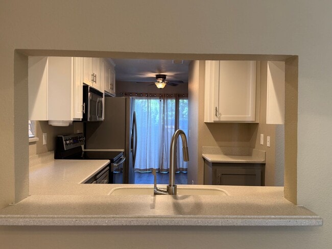 Photo - Beautiful 3-Bedroom Condo with Private Out...