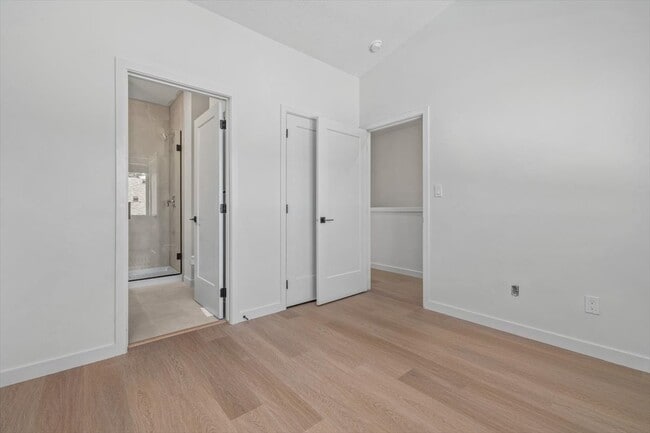 15024 90 Av NW
