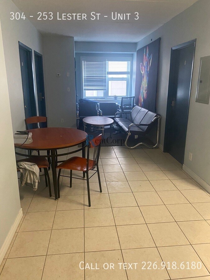 Photo - 253-253 Lester St Unité 3
